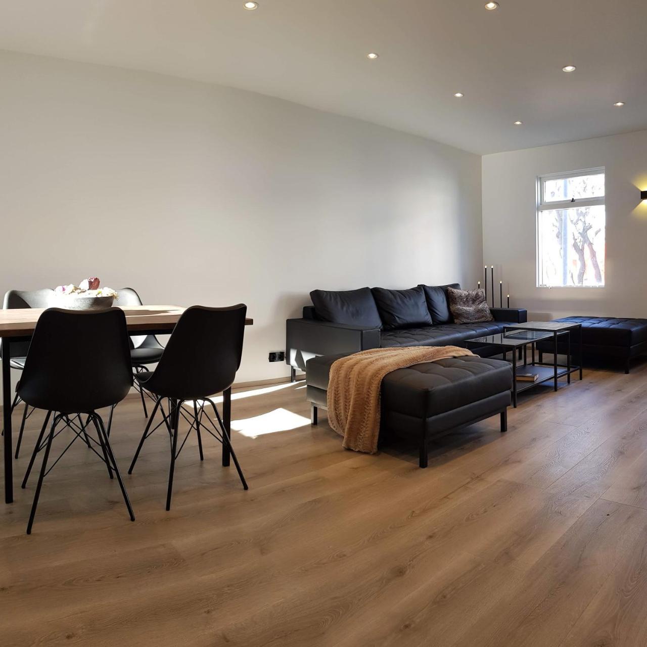 Great Location Downtown Apartments 1