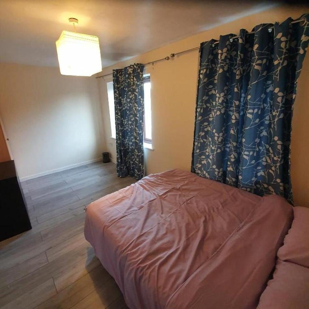 Lovely, Cosy House Easy Reach To Central London 2