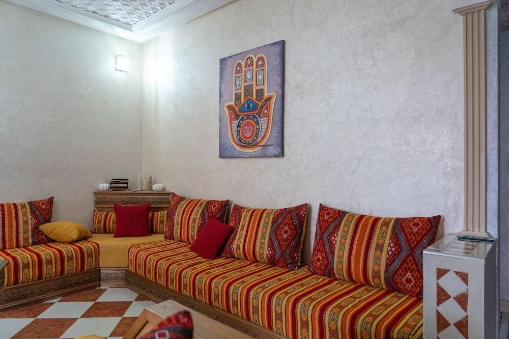 Dar Sarsar Airport 1