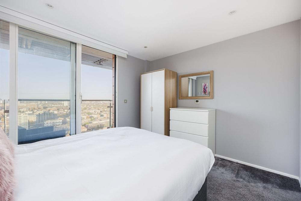 Daimee's Place 2 Bed And 2 Bath Property 1