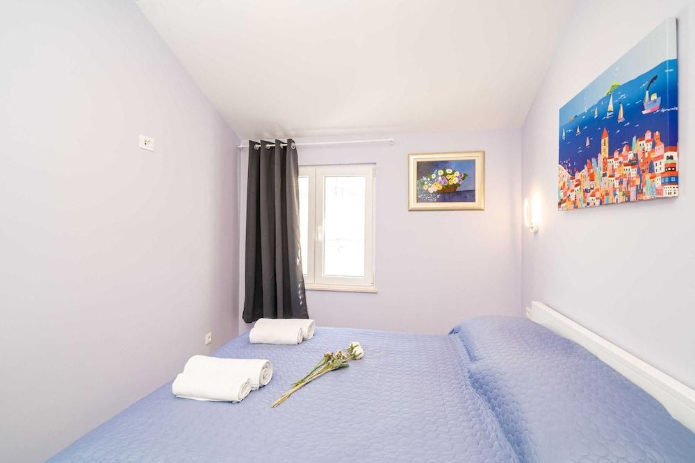 Andelic Sunset Apartments