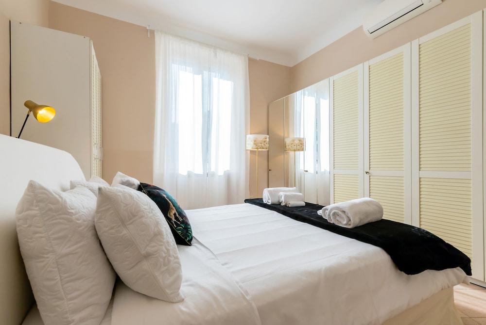 Milan Retreats Navigli 1