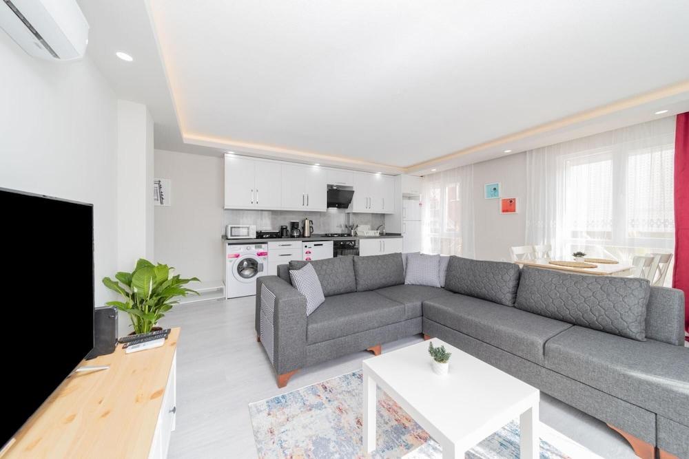 Modern And Fully Furnished 1 1 Flat in Antalya