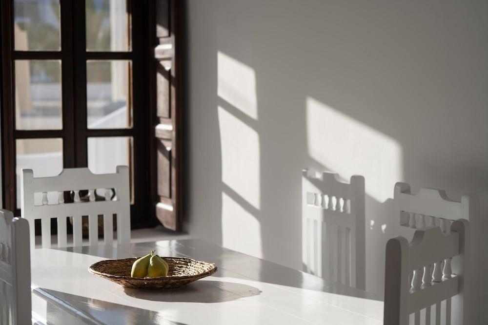 Madame Kalitsi-Ariadni Apartment 1