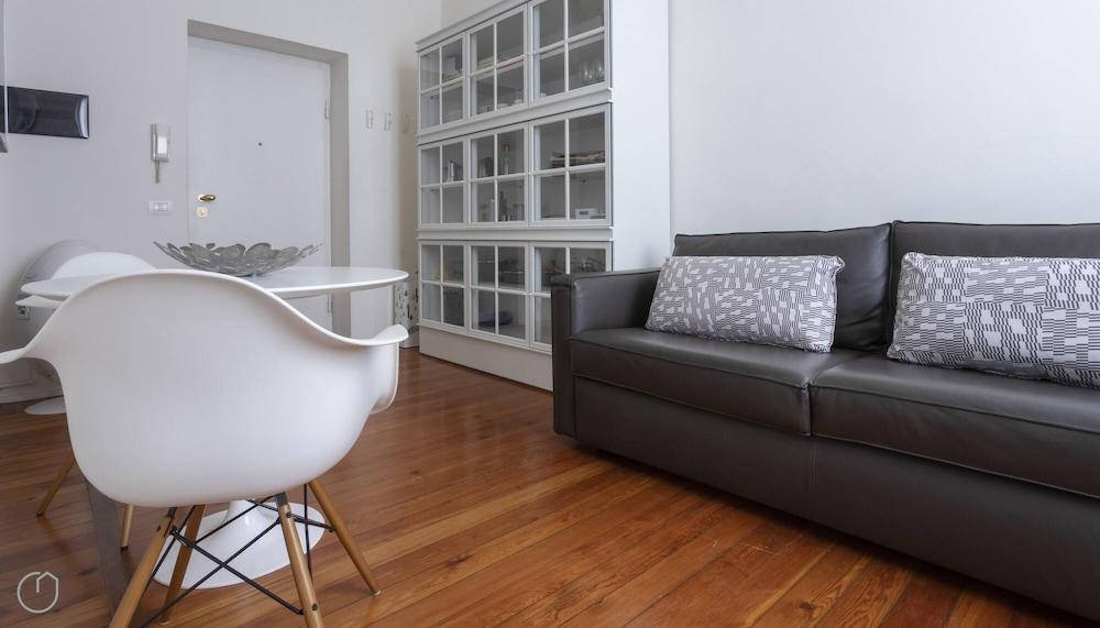 Italianway - Vincenzo Monti 32 1