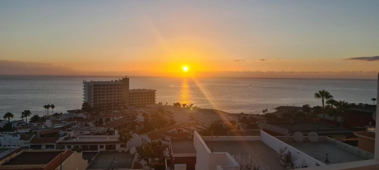 Amazing View From the Top of Los Gigantes 2