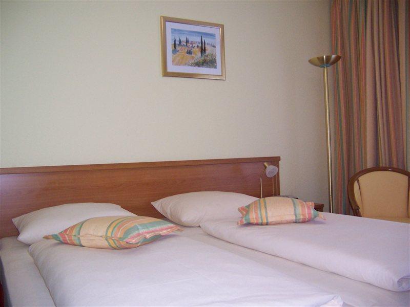 Euro Park International 1