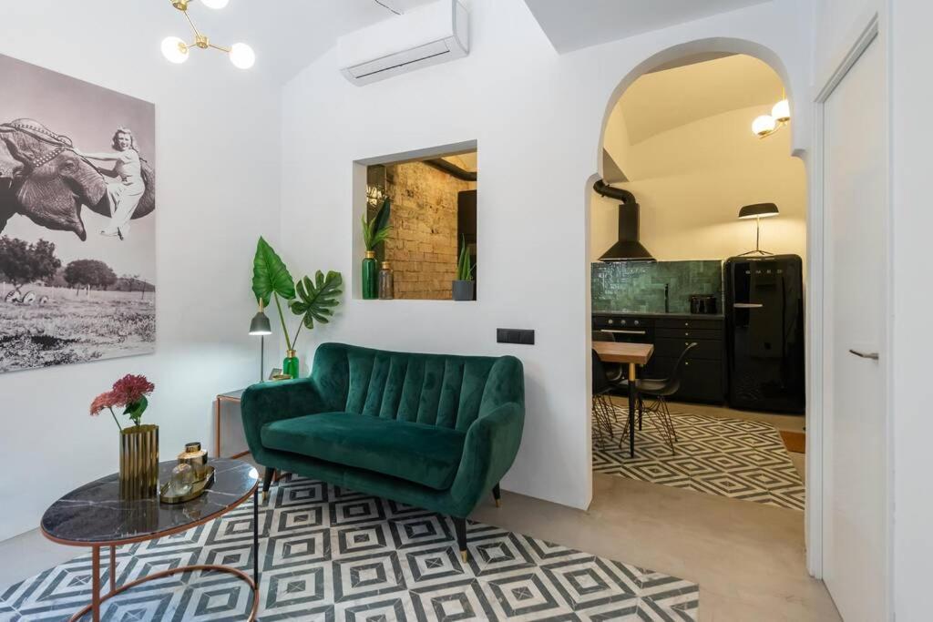 Townhouse with Private Terrace And 4 Bedrooms 1