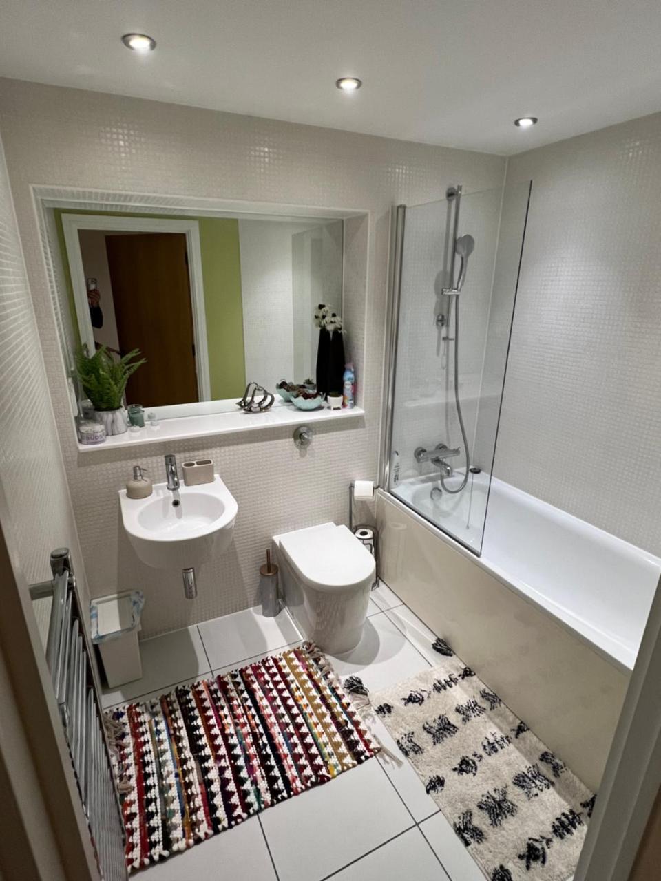 Cobalt Point, South Quay 2