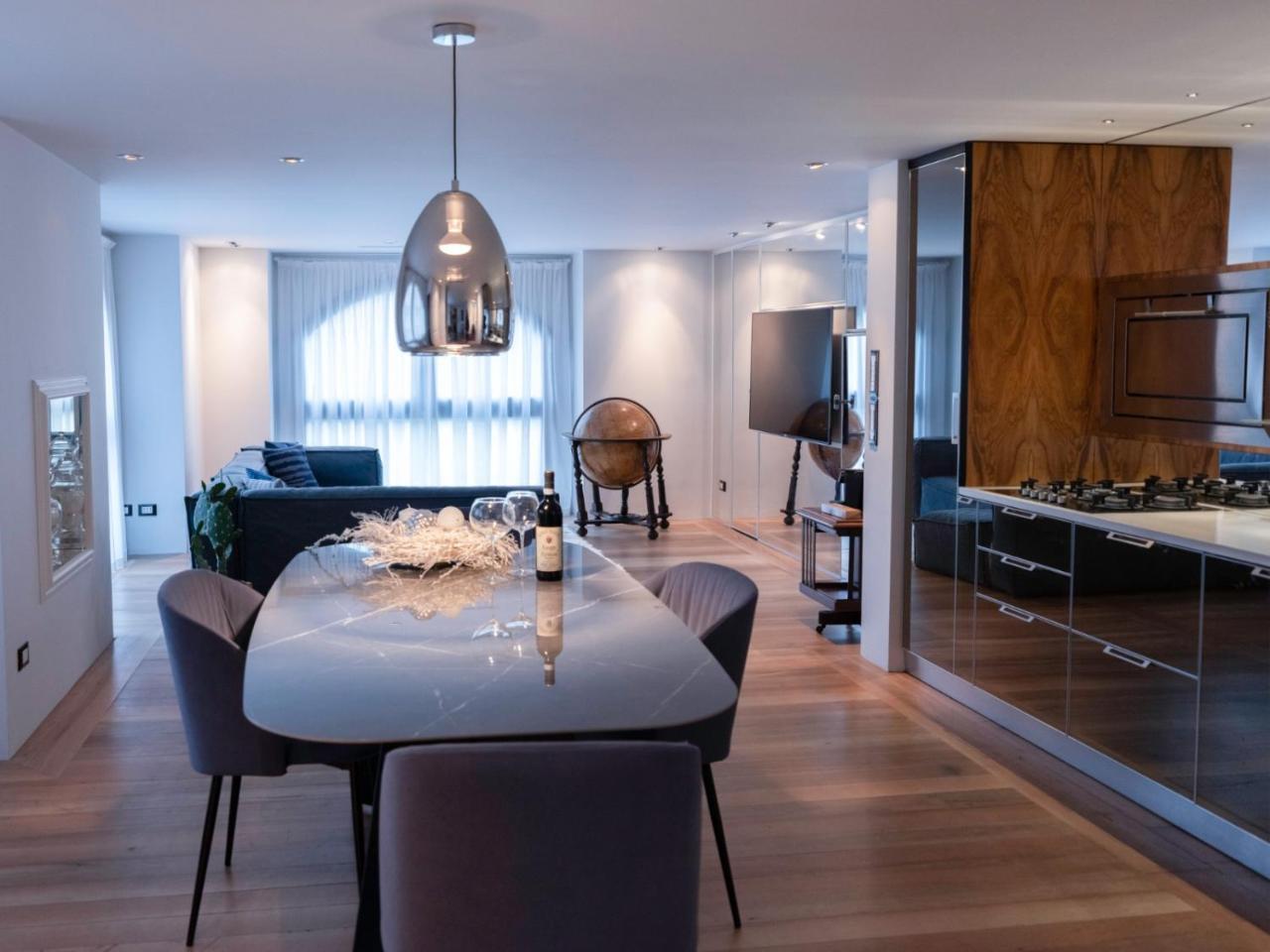 Luxury Apartment (Porta Venezia)