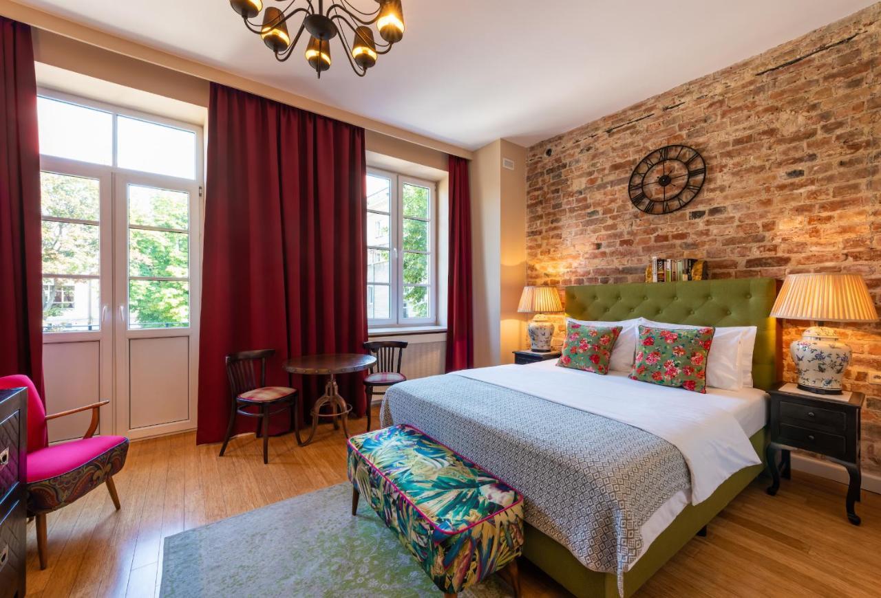 Sleepwell Apartments