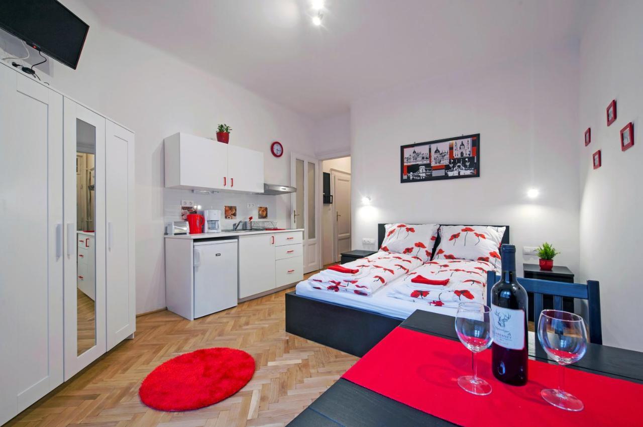 Parking, Ac, Wifi Flat Next To Andrassy Ave