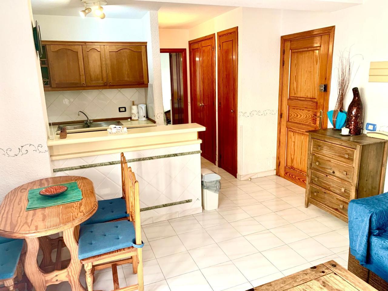 Blue Island House on the Hill