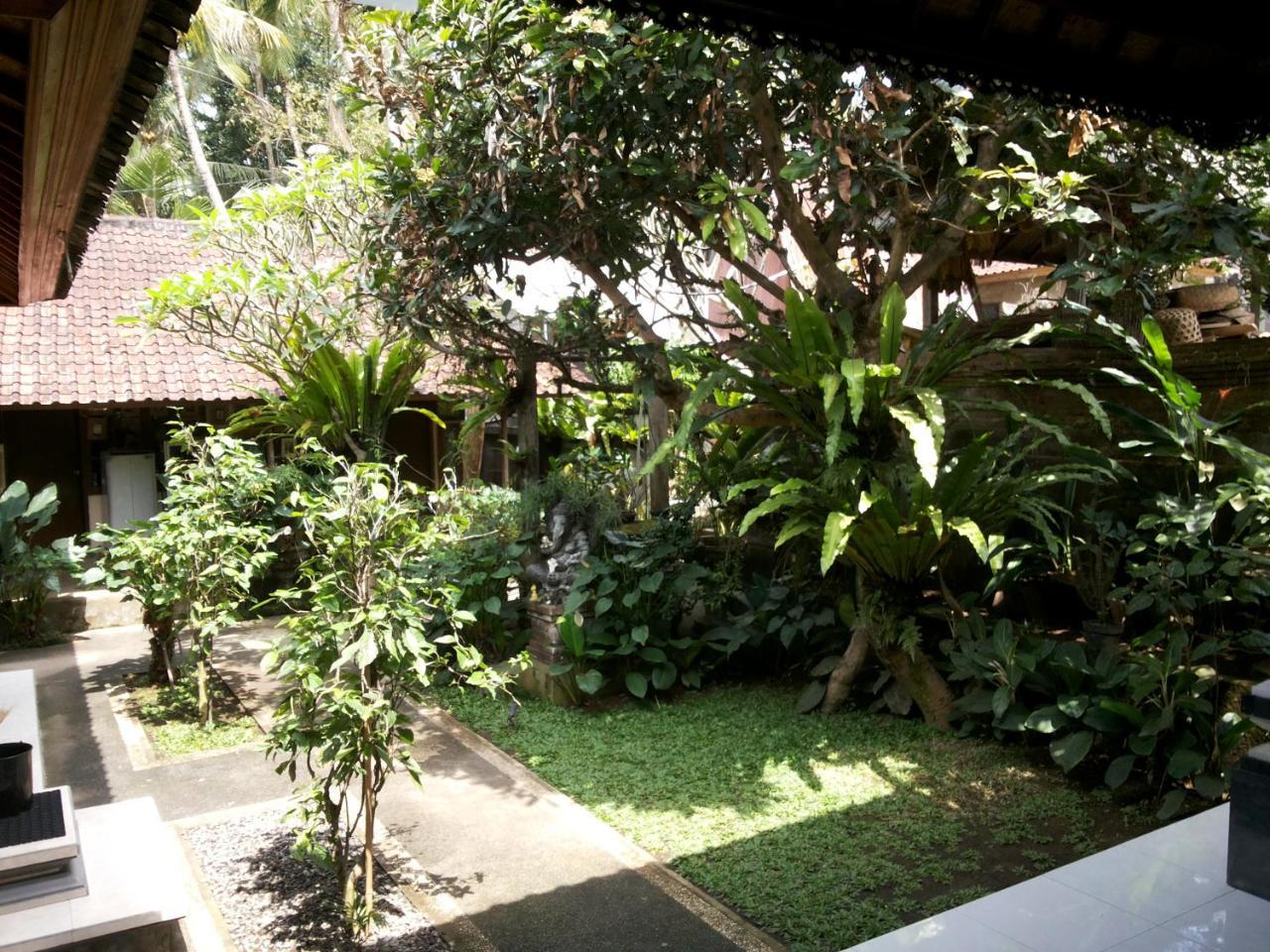 Rumah Keluarga Bali 2