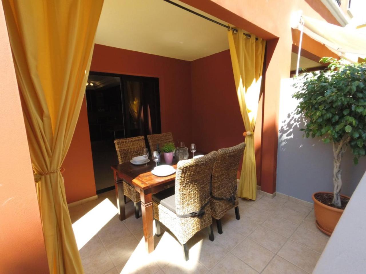 Paula Pool Apartment Adeje 1