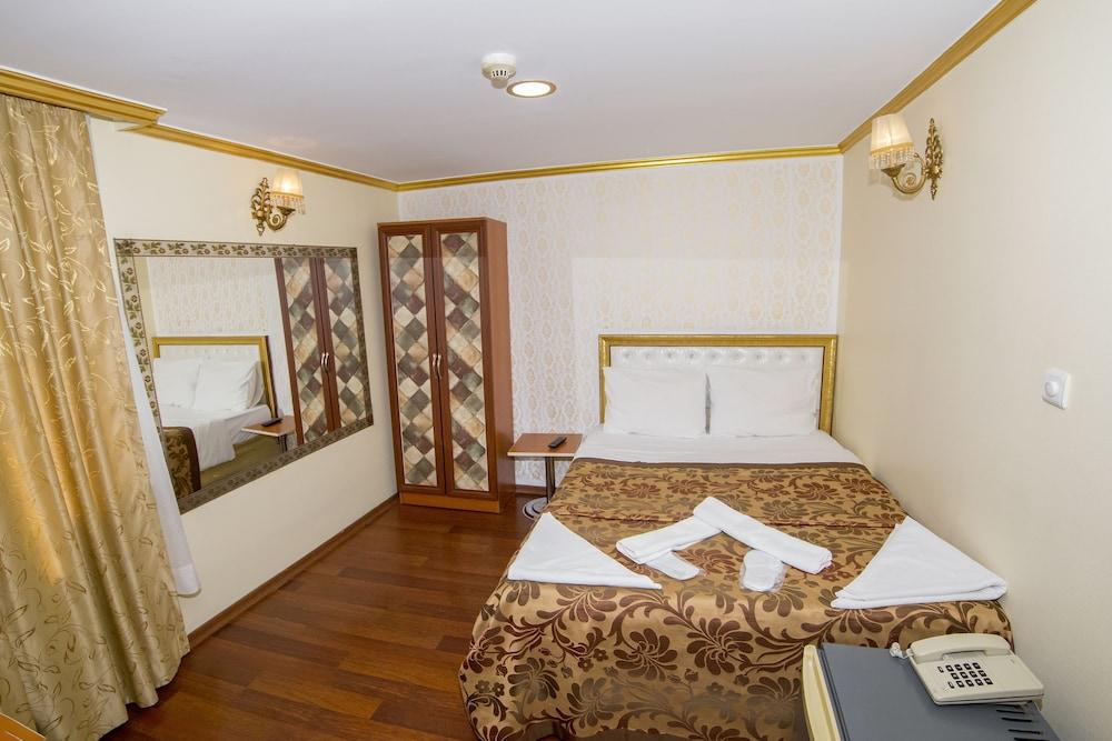 Meddusa (Adults only) 1