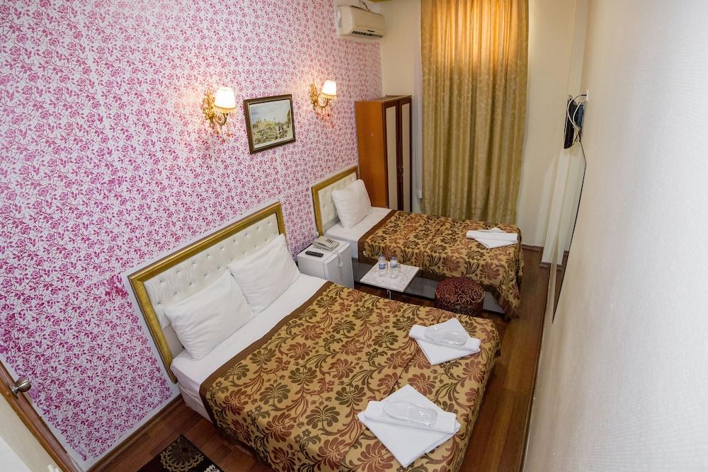 Meddusa (Adults only) 2