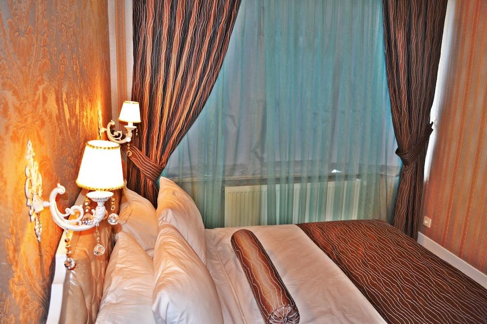 Alyon Hotel Taksim 1