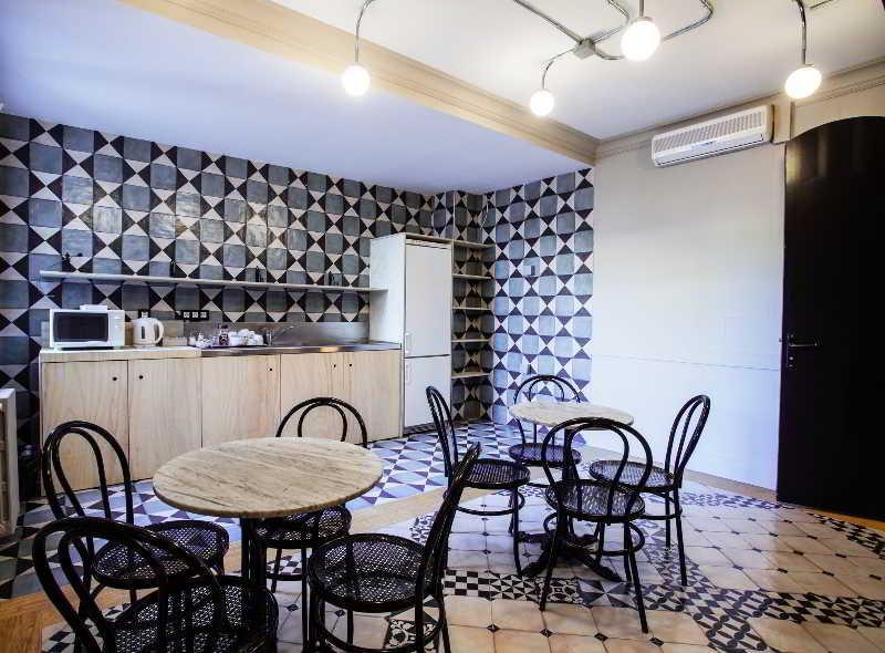 Nikbor Universitaria Residence 1