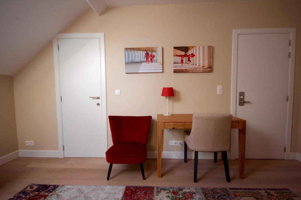 Hooome (Adults only) 2