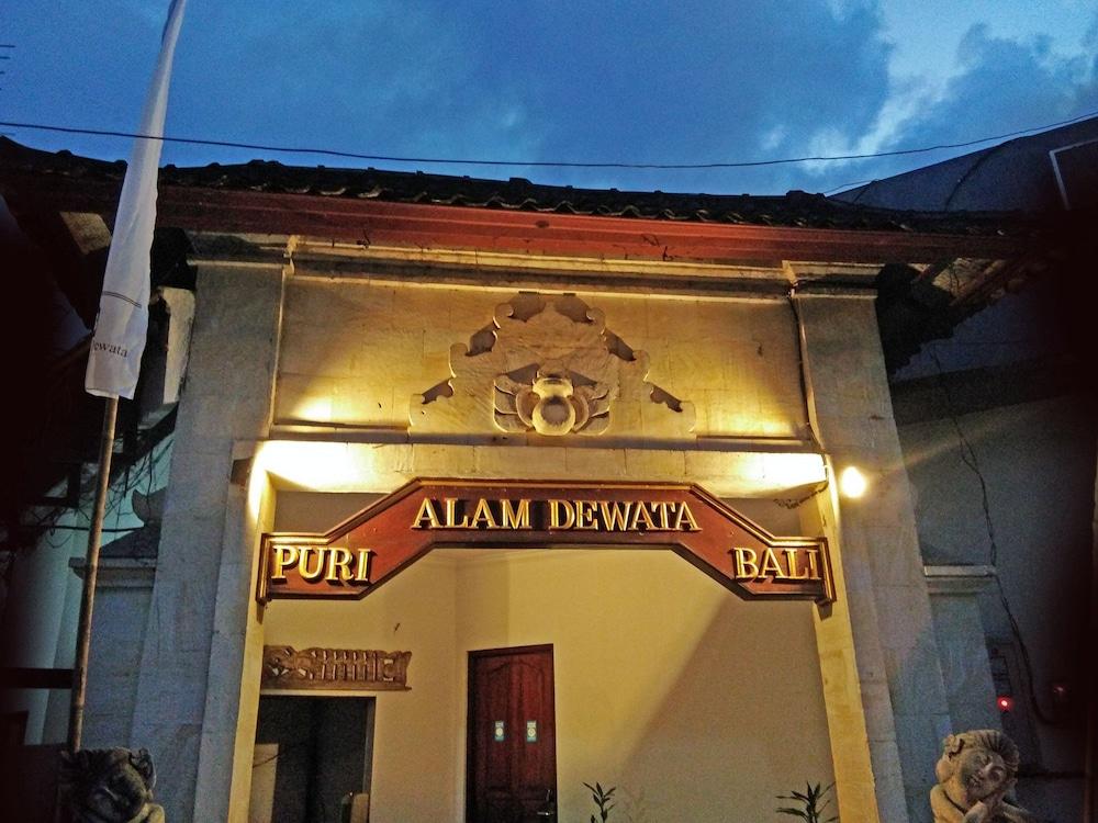 Puri Alam Dewata Guest Villa 1