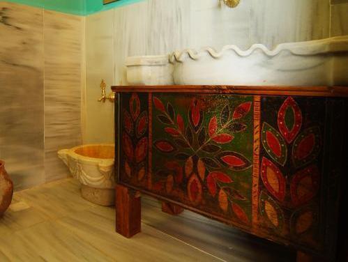 Aya Nikola Butik Pansiyon 1