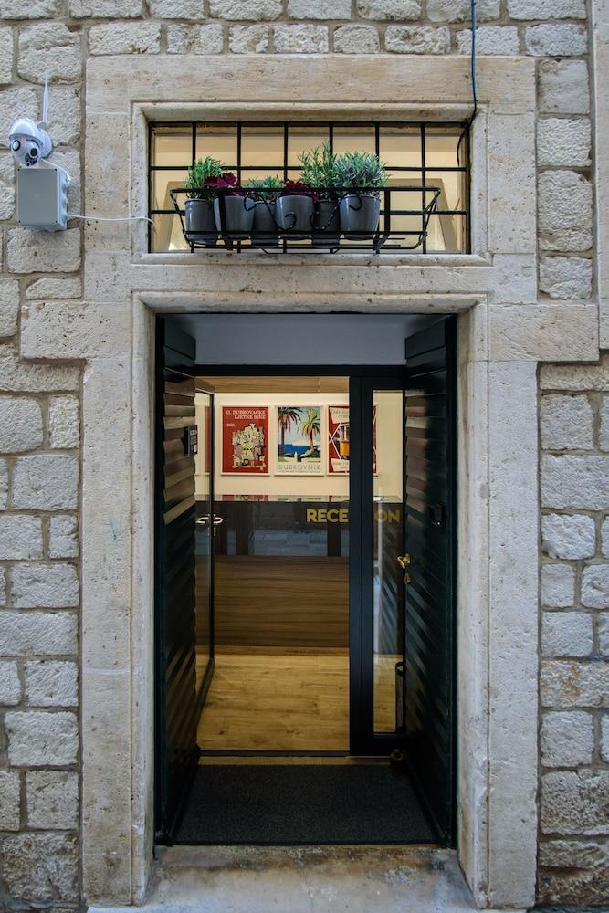 Apartments Aquarius 1