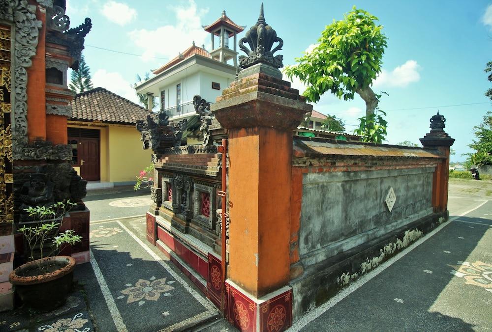 Griya Private Villa 2