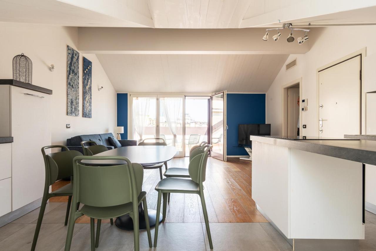 Easyhomes - Brera Luxury Suites 1