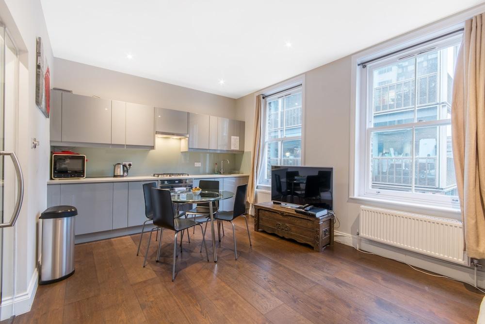 Glass Wonder in Soho - B