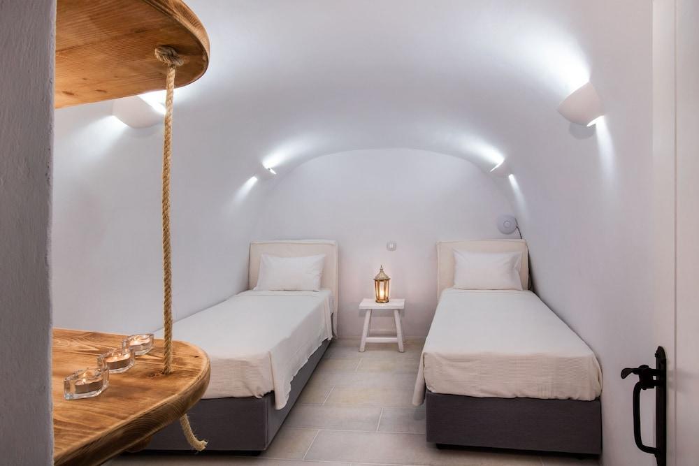 Georgoia House Volcano View 1