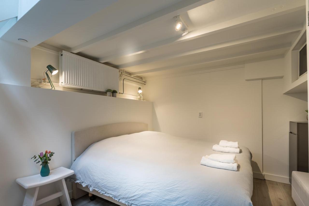 Luxury Flower Market Apartment 1