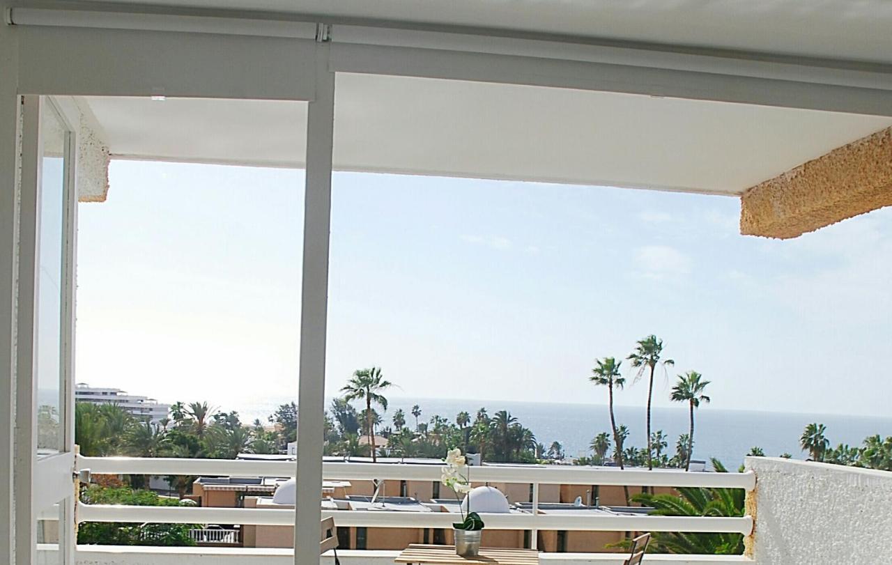 Pool & Beach View, 2 People, Wifi, Free Parking 1