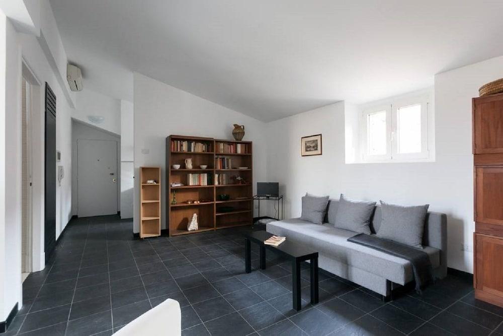 Amedei Apartment Int. 11 1