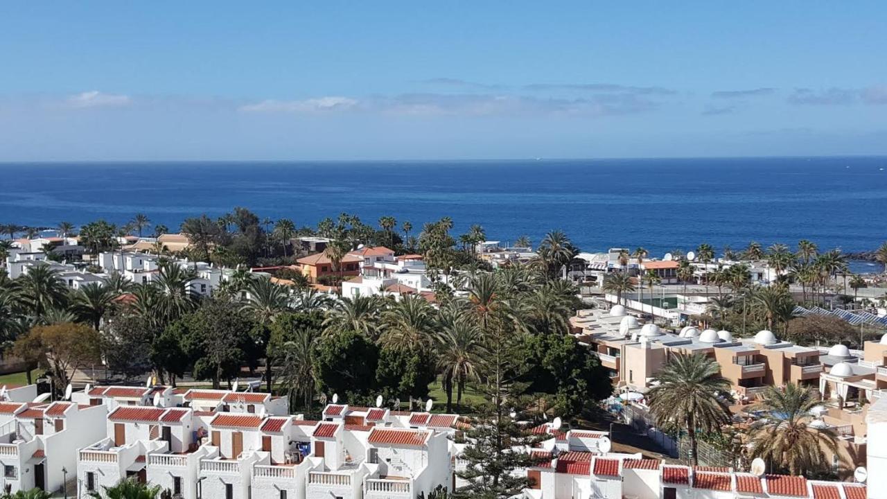 Sea Breeze in Playa de las Americas 1