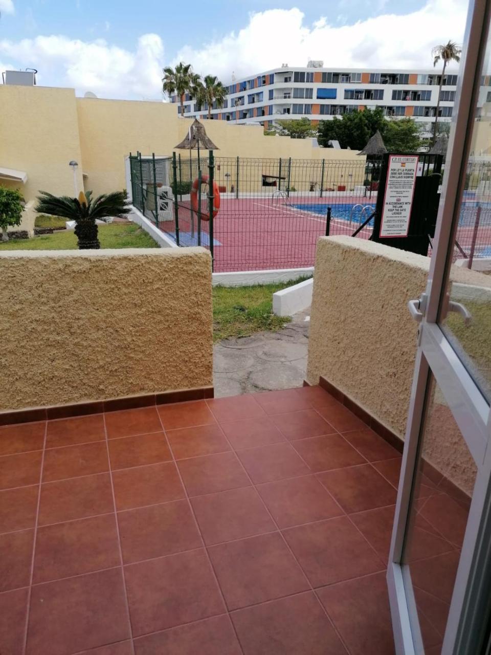 El Cortijo, Pool View 2