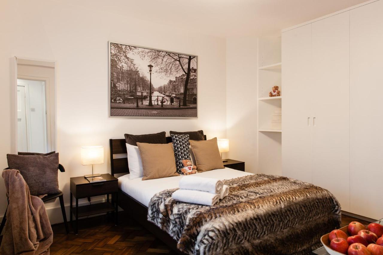 Huge & Central 3 Bedr, 4 Beds, Covent Gdn