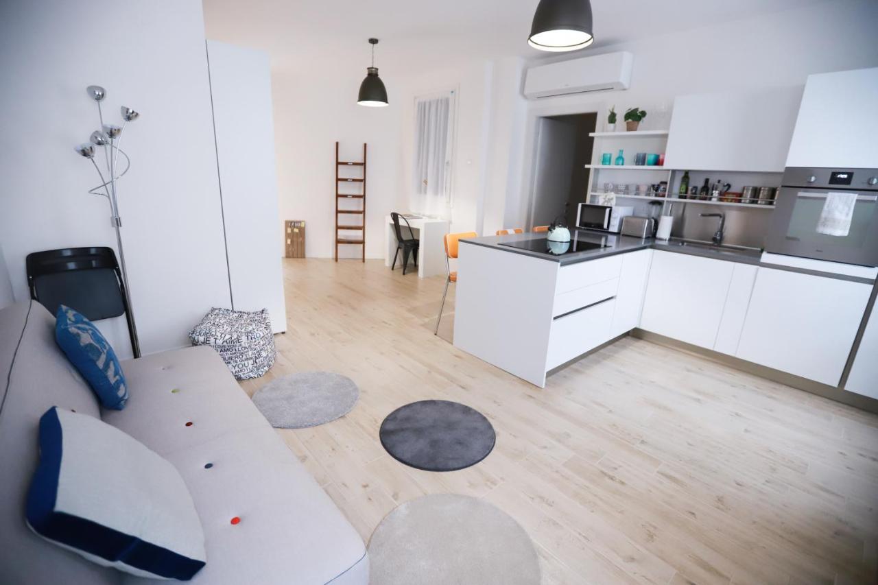 Laura'S Home - I Navigli Che Vorrei