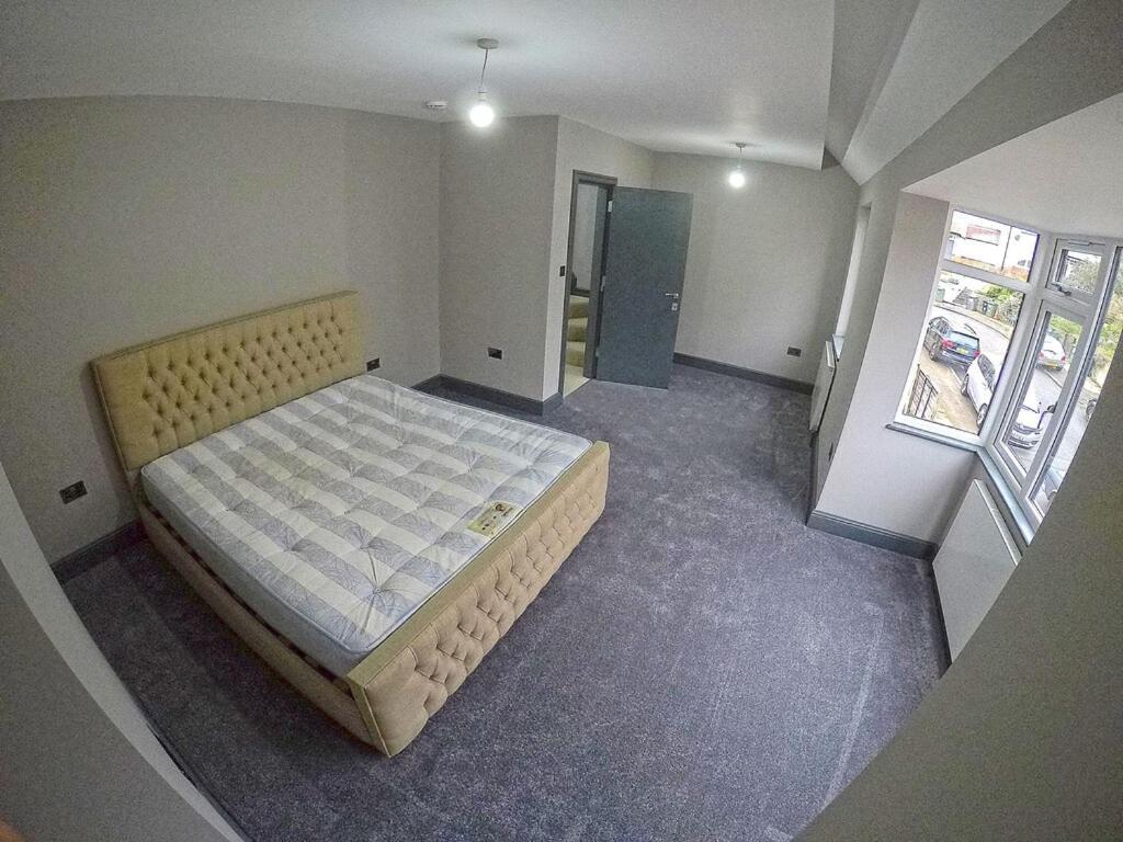 Superb Family Home in Popular Family Area 1