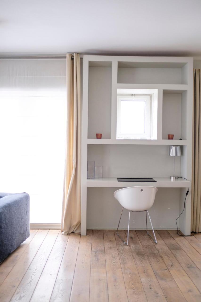 The Parliament Flats 1