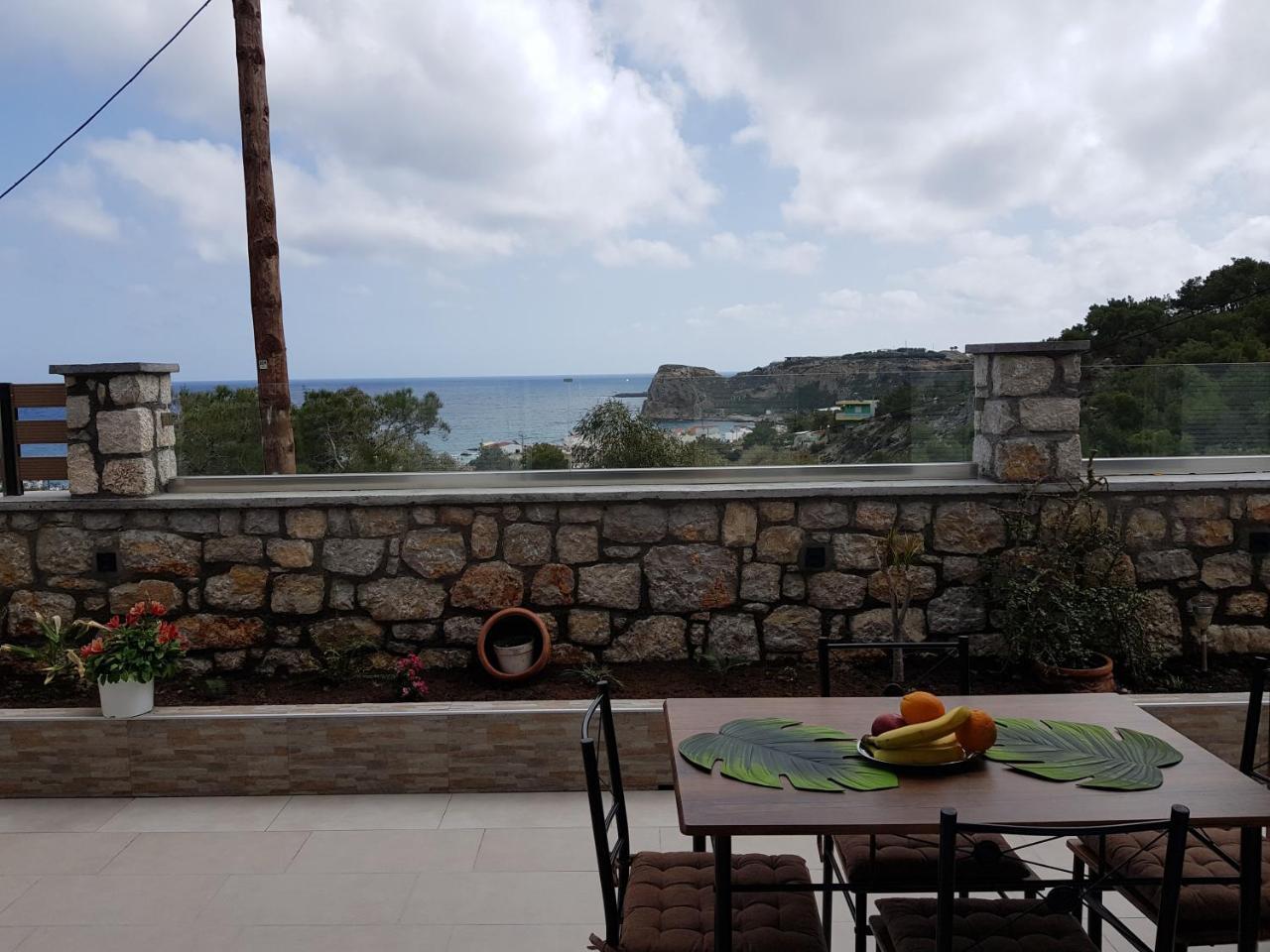 Galazia Thea Apartments