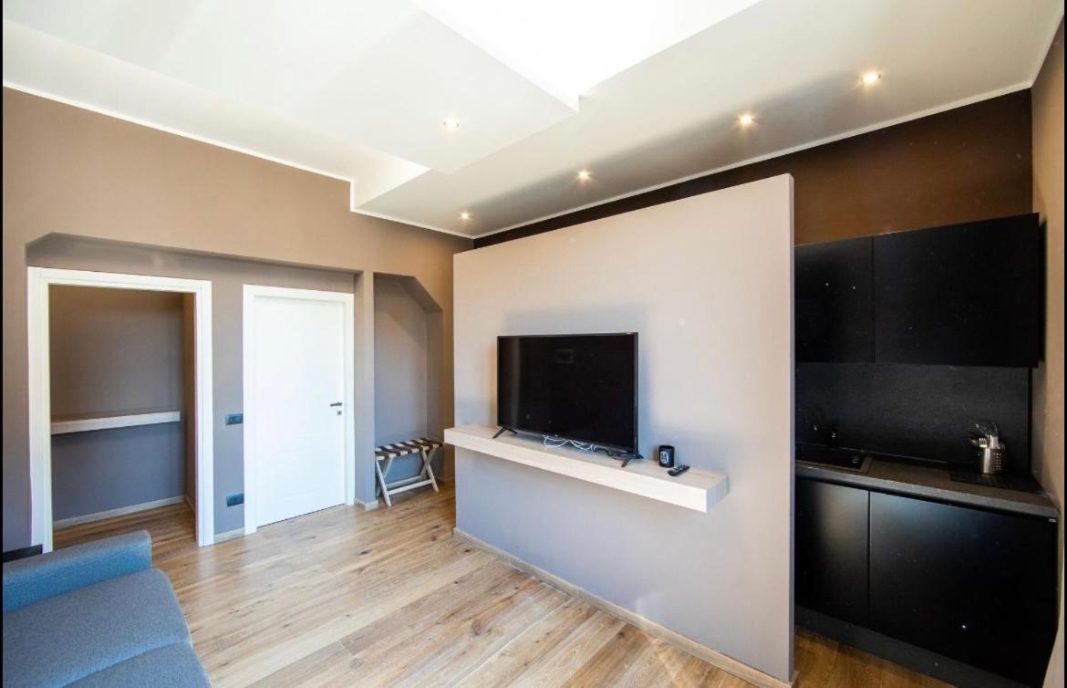 New Amazing Mono Located in Moscova District From Moscova Suites Apartments Group 2