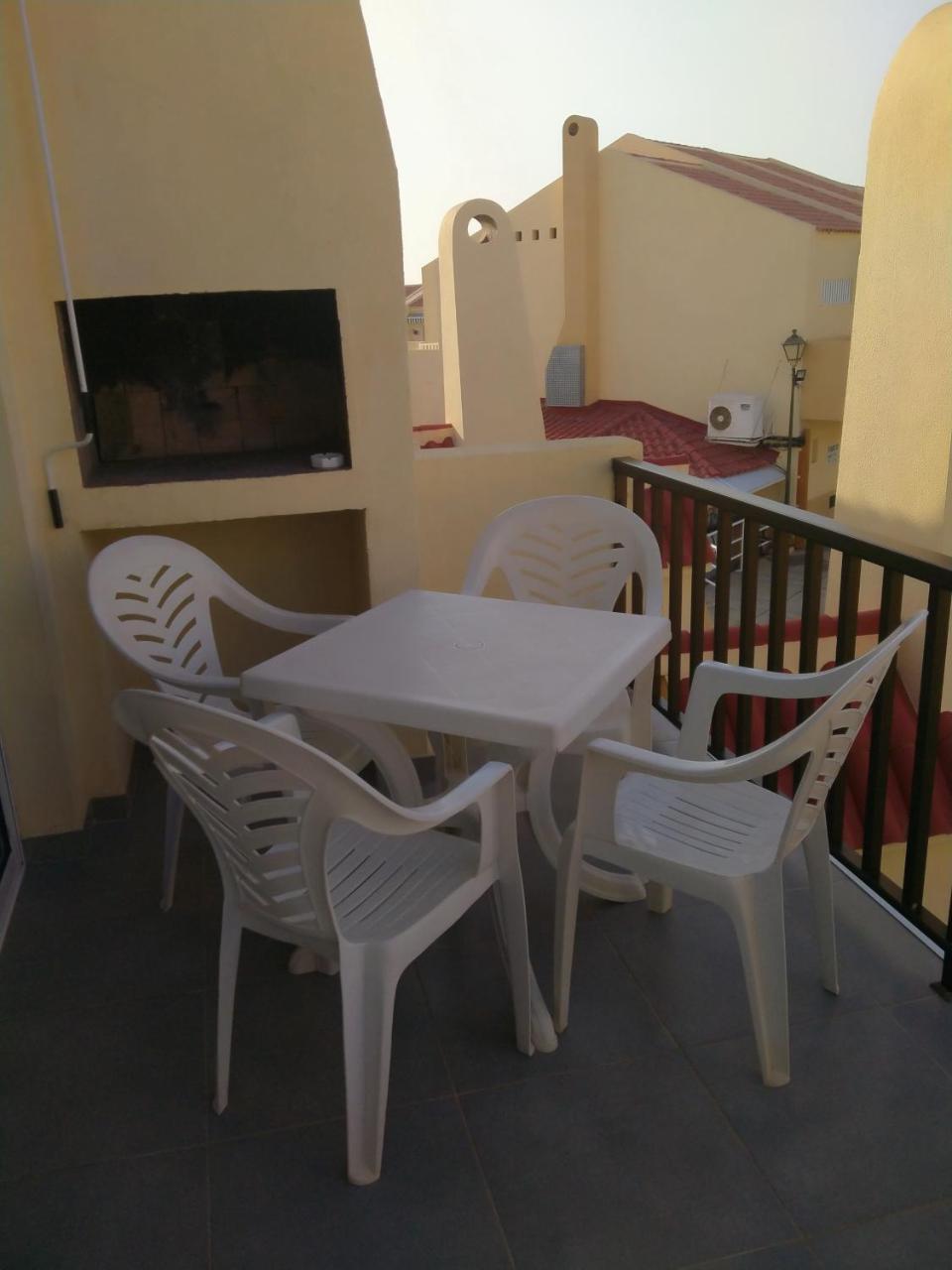 Mareverde Wifi 1 Bedroom Apartment 2