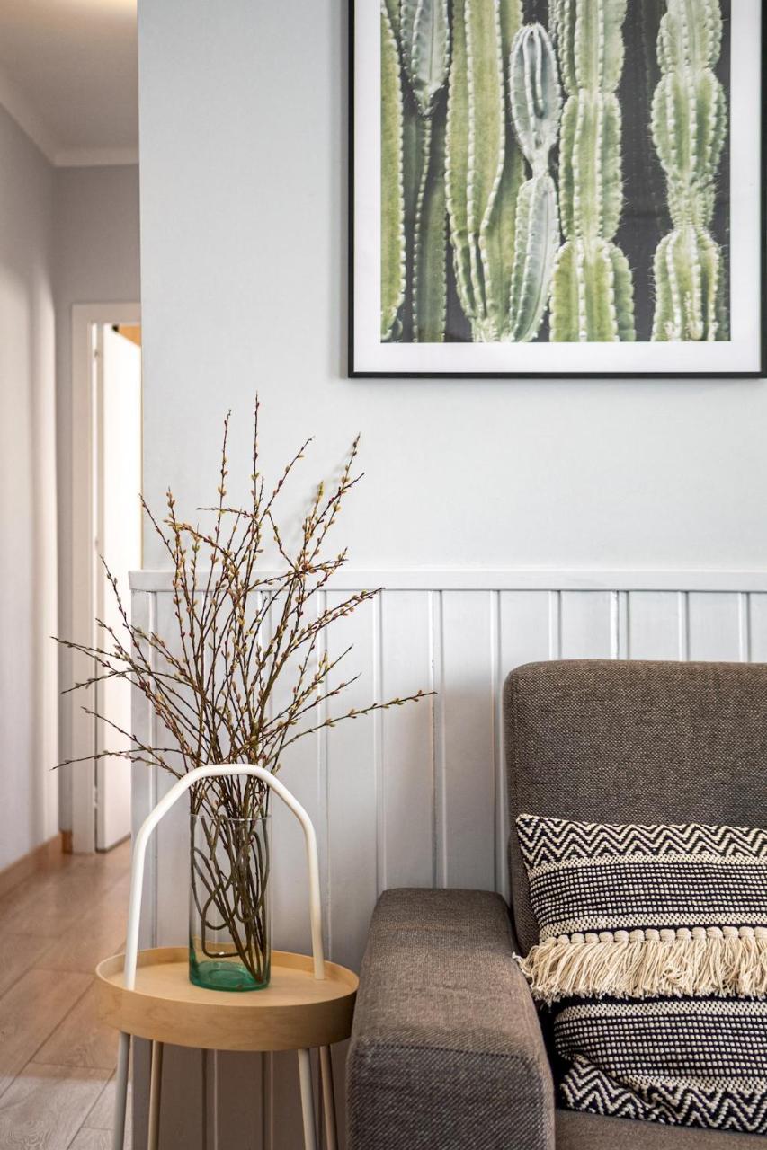 Sagrada Modern Apt by Myrentalhost