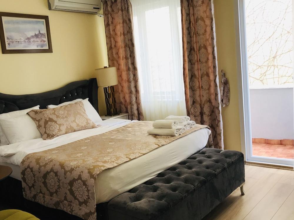 La Mer Boutique Hotel 2