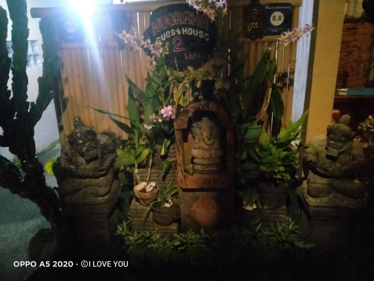 Nugraha Guest House 2 2