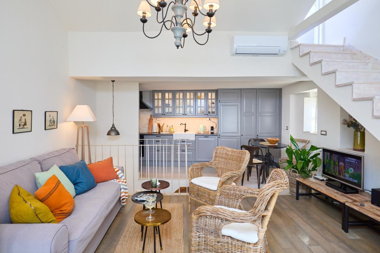 Villa Inside the Old Town with Private Terrace And Floor Heating 2