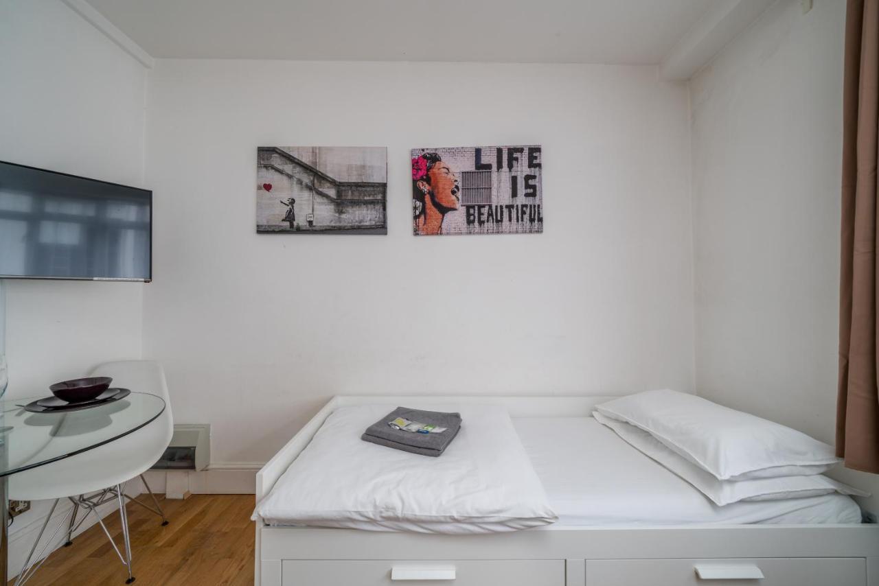 Private Studio - Wardour Street - Berwick Street 2