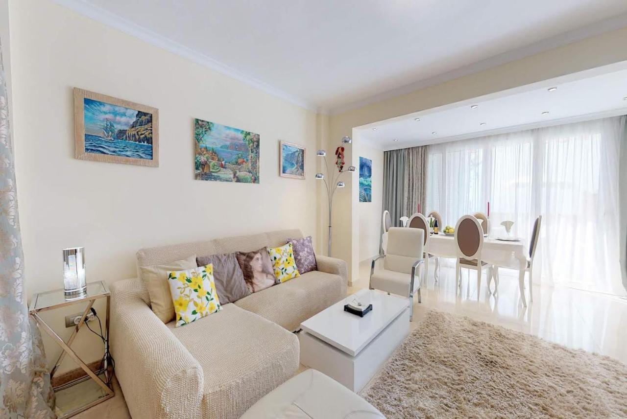 Modern Bright And Welcoming Ocean View Apartment