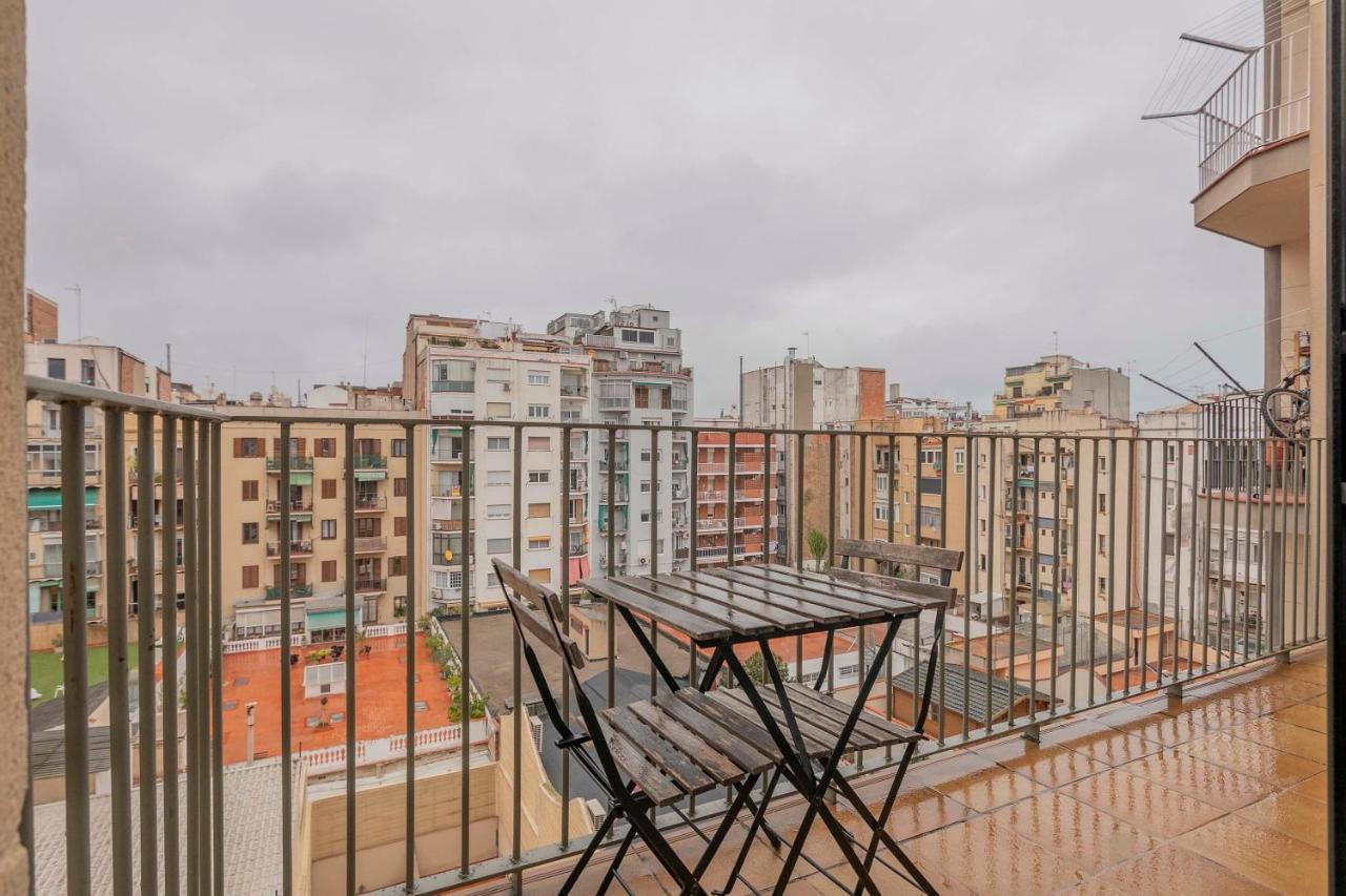 Modern And Bright Apartment in Eixample 5-1 (Adults Only) 1